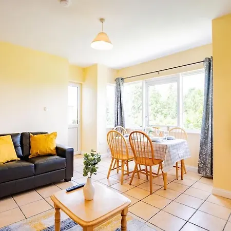 Modern With Kitchen Near Lejlighed *