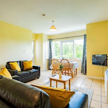 Apartment 57 - Large Three Bed With Parking